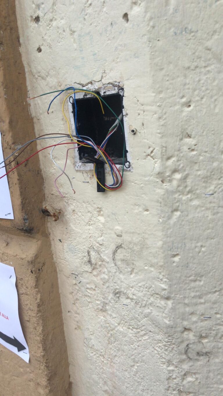 Ennesimo atto di vandalismo al primo circolo Collodi - Osservatorio Fasano