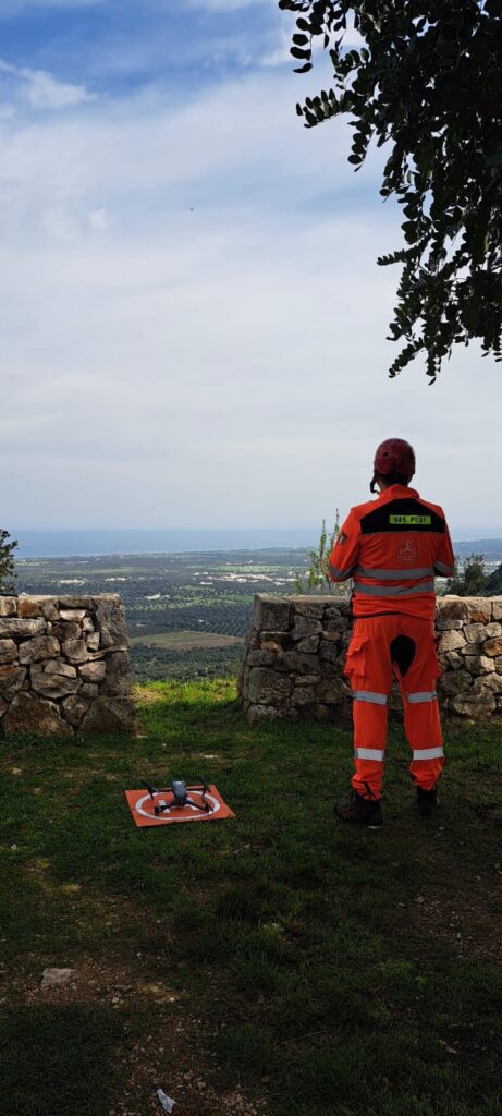 Rescue Drones Network OdV: tra Fasano e Cisternino esercitazione droni per il soccorso Rescue Drones Network OdV: tra Fasano e Cisternino esercitazione droni per il soccorso - Osservatorio Fasano
