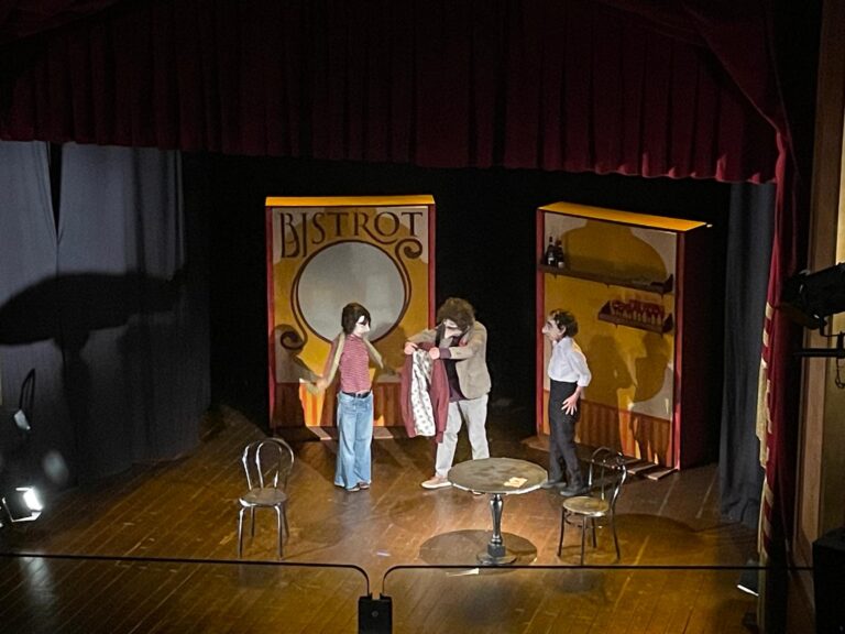 Festival Di scena a Fasano: il primo spettacolo in concorso - Osservatorio Fasano