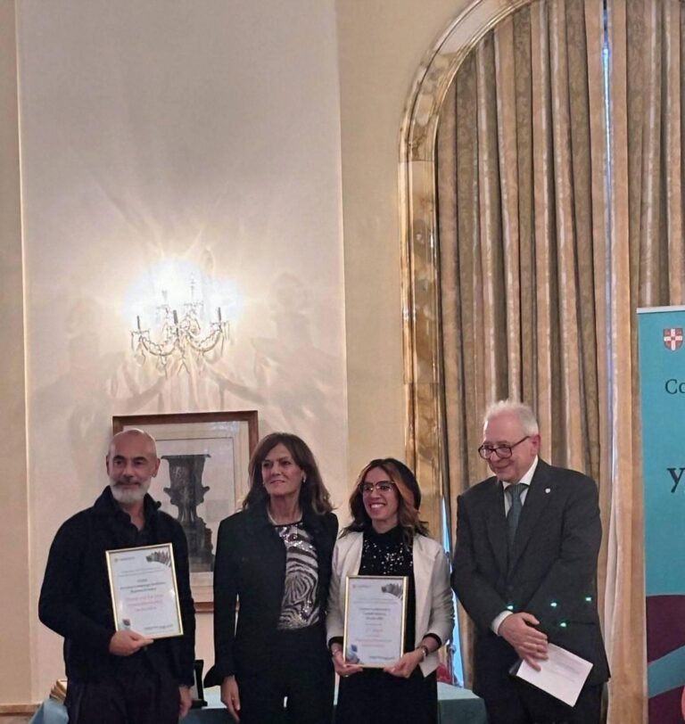Premio Cambridge Preparation Centres Award per l'Istituto Comprensivo Collodi-Bianco: “Fare la Differenza nella Comunità” - Osservatorio Fasano