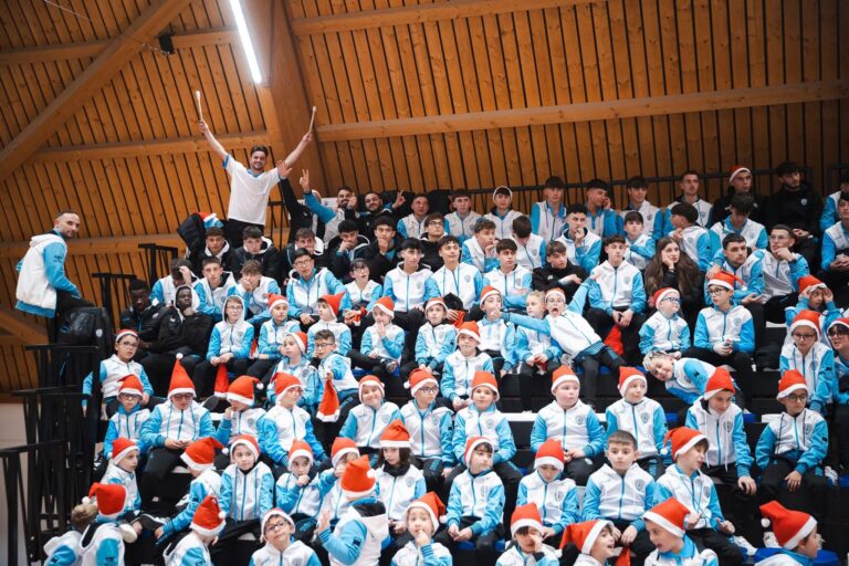 La BS Soccer Team Fasano ha festeggiato il Natale con tutti i suoi tesserati VIDEO La BS Soccer Team Fasano ha festeggiato il Natale con tutti i suoi tesserati VIDEO - Osservatorio Fasano
