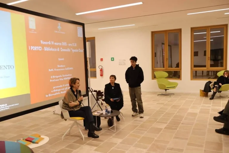 Presentato il libro "Un monumento di carta - La segreteria particolare del Duce 1922-1943" - Osservatorio Fasano