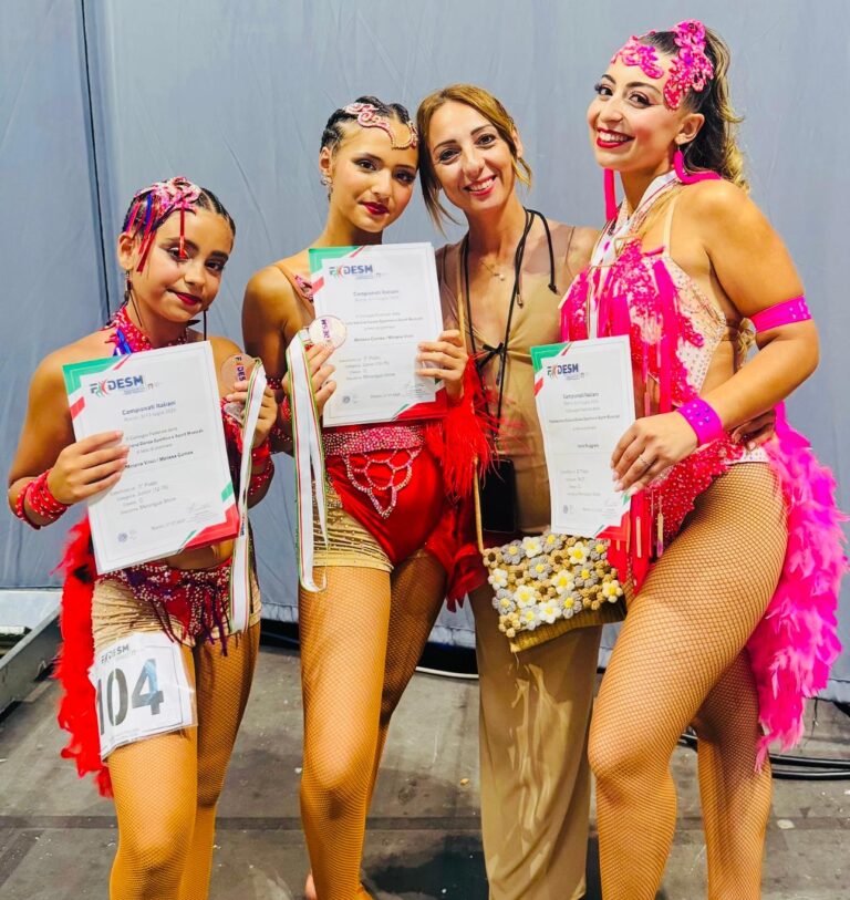Trionfo per la Team Top Dance Academy ai Campionati Italiani FIDESM 2025 di Rimini Trionfo per la Team Top Dance Academy ai Campionati Italiani FIDESM 2025 di Rimini - Osservatorio Fasano
