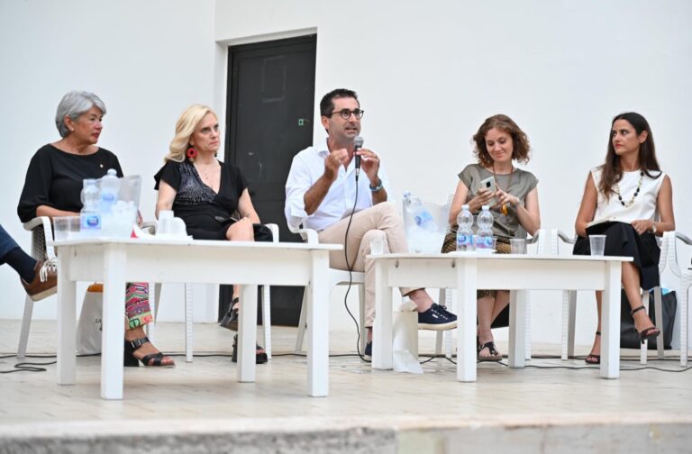 Donne e STEM , tra formazione e carriere - Osservatorio Fasano
