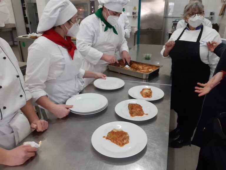 L'Alberghiero 'Salvemini': eccellenza Enogastronomia, Pasticceria, Accoglienza turistica e Sala/vendita - Osservatorio Fasano