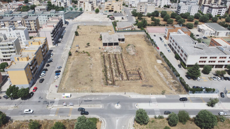 Zona 167, l'area adiacente al Liceo 'da Vinci': Perché non realizzare un 'giardino condiviso'? - Osservatorio Fasano