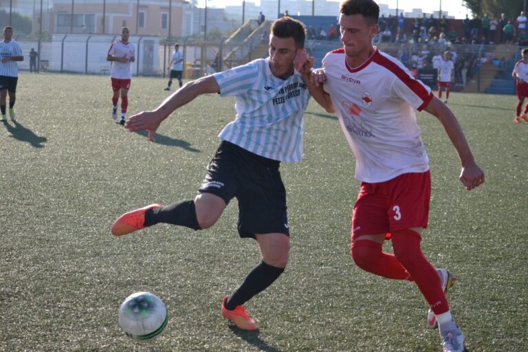 L’Atletico Pezze impatta nell’Ideale Bari - Osservatorio Fasano