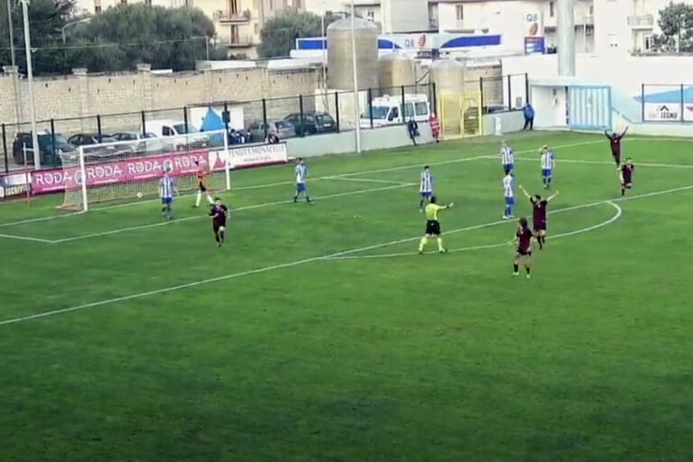 FASANO – REAL AVERSA 0-3: Il Fasano al suo minimo storico FASANO – REAL AVERSA 0-3: Il Fasano al suo minimo storico - Osservatorio Fasano