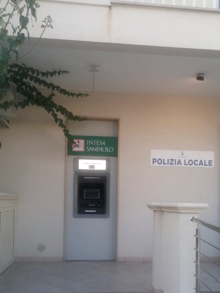 Savelletri: installato sportello Bancomat - Osservatorio Fasano
