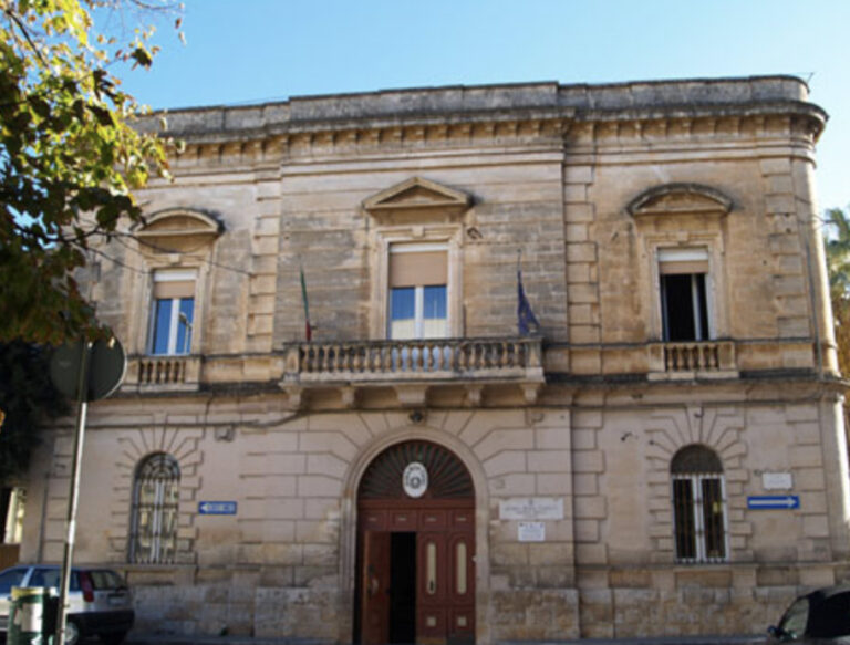 La Scuola Media 'Bianco – Pascoli' riapre lunedì 28 settembre - Osservatorio Fasano