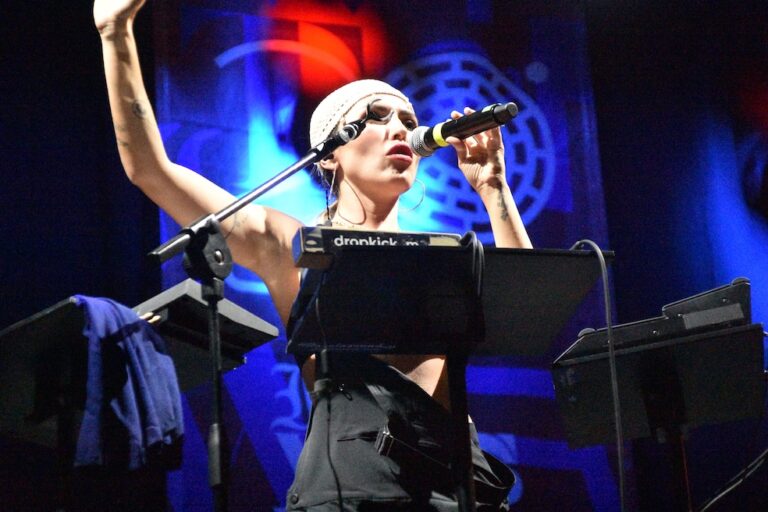 Locus Festival: Serena Brancale fa ballare Fasano VIDEO - Osservatorio Fasano