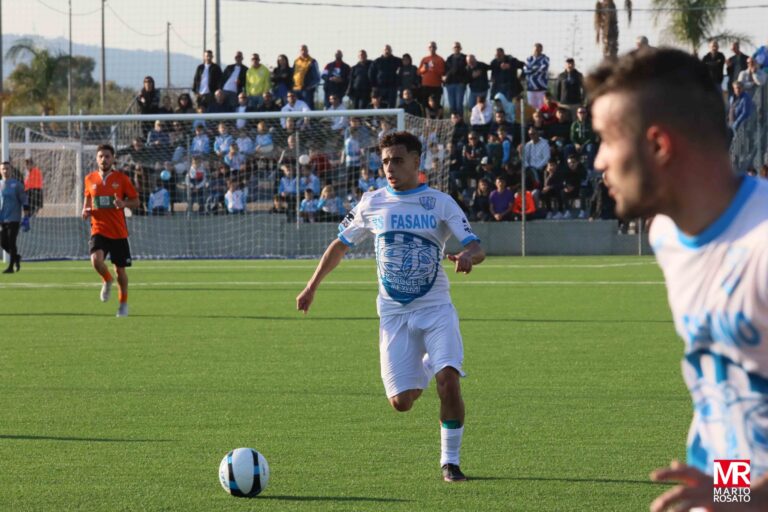 Trasferta a San Donaci per la BS Soccer Team Fasano Trasferta a San Donaci per la BS Soccer Team Fasano - Osservatorio Fasano