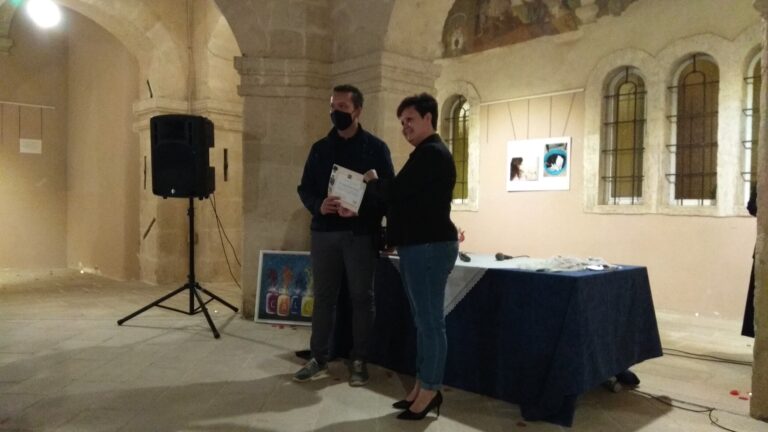 Mary Neglie vince il Premio Giuria Popolare della IX mostra fotografica di 'Calliope' - Osservatorio Fasano