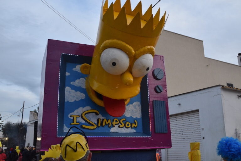 La prima sfilata di Carnevale 2024 a Montalbano - VIDEO - Osservatorio Fasano