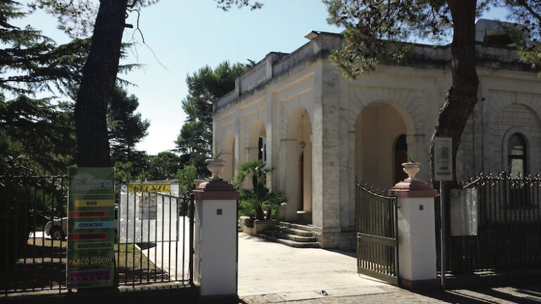 Casina Municipale, sanzionato il concessionario. Laura De Mola: “L’Amministrazione ha fallito, valutare la risoluzione contrattuale” Casina Municipale, sanzionato il concessionario. Laura De Mola: “L’Amministrazione ha fallito, valutare la risoluzione contrattuale” - Osservatorio Fasano
