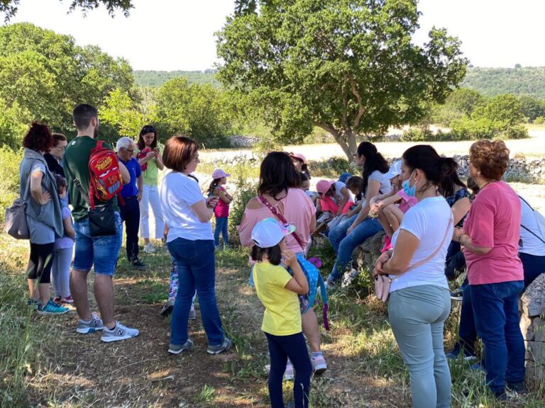 «Bambini a contatto con la natura» «Bambini a contatto con la natura» - Osservatorio Fasano