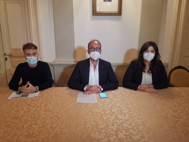 Conferenza stampa presentazione 'ILLUMINA NOVEMBRE' VIDEO - Osservatorio Fasano
