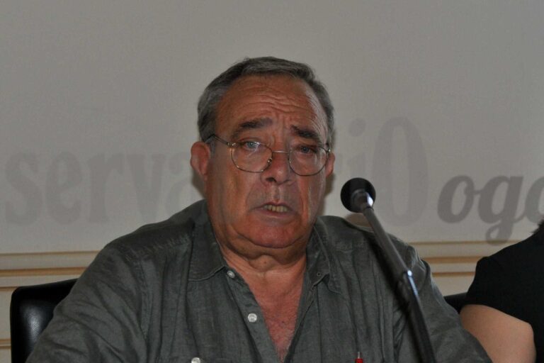Il capogruppo del PD Donato De Carolis riceve un avviso di garanzia Il capogruppo del PD Donato De Carolis riceve un avviso di garanzia - Osservatorio Fasano