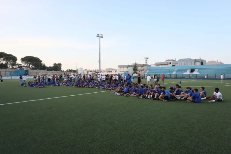 Festa BiancoAzzurra al “Vito Curlo”: un futuro da campioni per il settore giovanile del Fasano Festa BiancoAzzurra al "Vito Curlo": un futuro da campioni per il settore giovanile del Fasano - Osservatorio Fasano