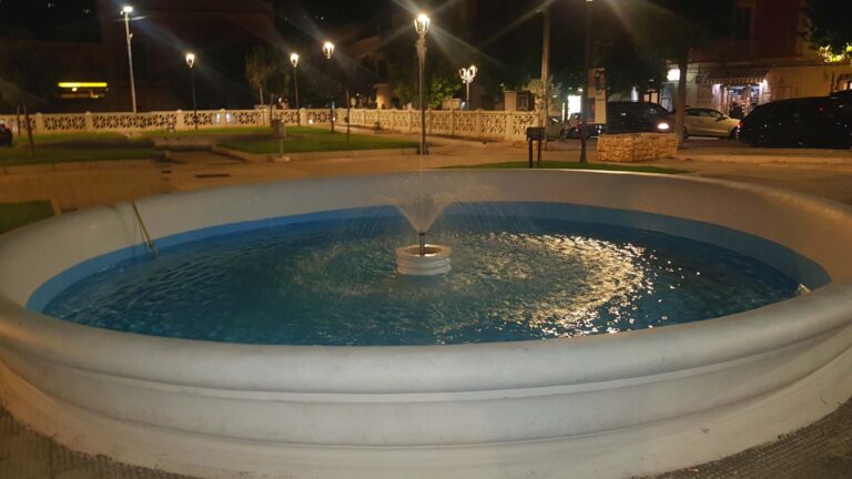 Torna a zampillare la fontana della villetta di via San Francesco - Osservatorio Fasano