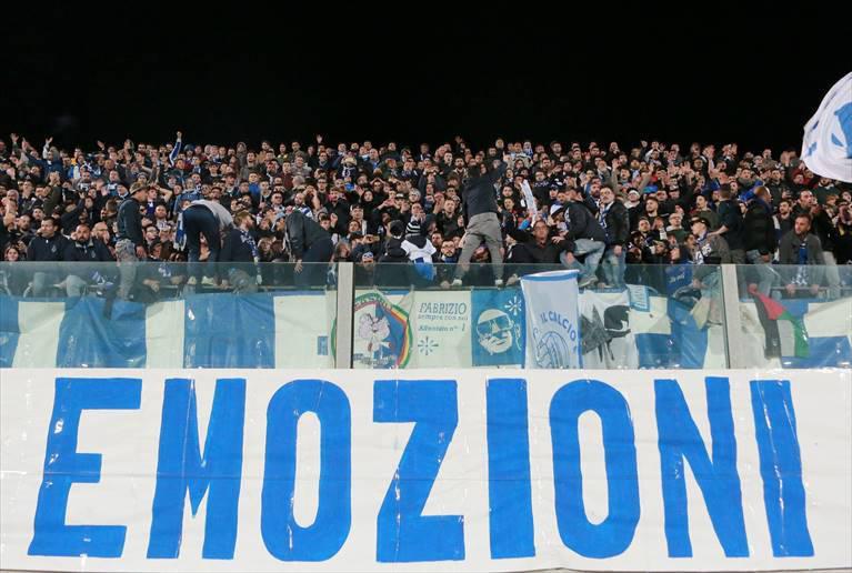 La curva chiama a sostenere la squadra della nostra città! La curva chiama a sostenere la squadra della nostra città! - Osservatorio Fasano
