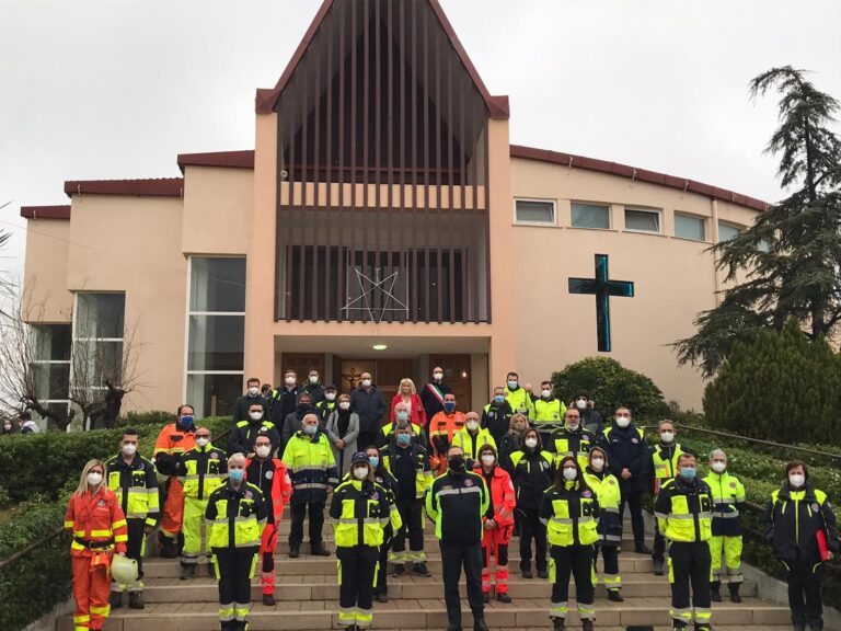 Celebrato il trentennale di costituzione della Protezione Civile Celebrato il trentennale di costituzione della Protezione Civile - Osservatorio Fasano