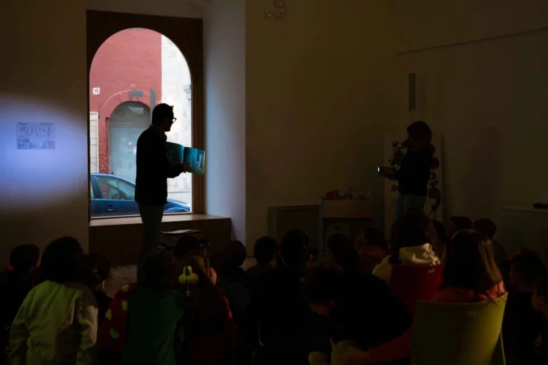 M’illumino leggendo, un successo in biblioteca a Fasano - Osservatorio Fasano
