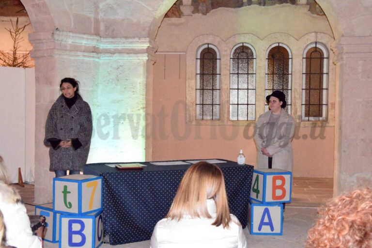 Amo a Fasano: consegnati gli attestati alle scuole - Osservatorio Fasano