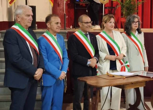 Siglato il gemellaggio tra le città delle “Vittime di Via Fani” Siglato il gemellaggio tra le città delle “Vittime di Via Fani” - Osservatorio Fasano