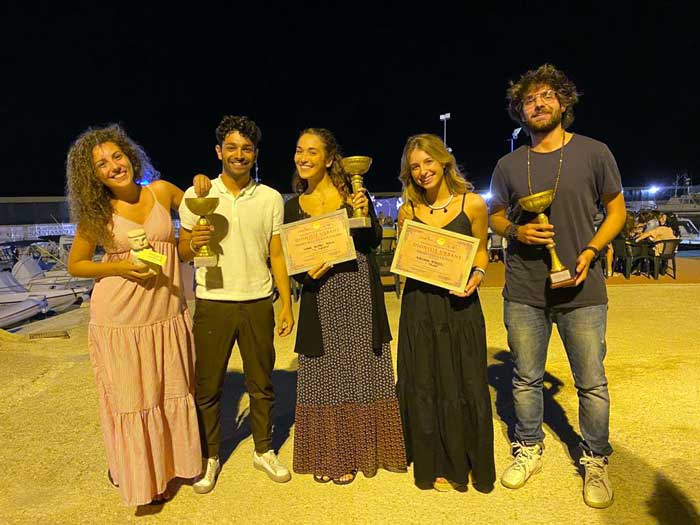 Incetta di premi per gli attori della Compagnia Glitter a Dionisie Urbane a Bisceglie Incetta di premi per gli attori della Compagnia Glitter a Dionisie Urbane a Bisceglie - Osservatorio Fasano