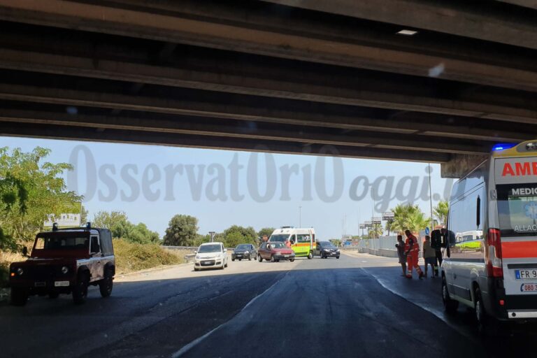 Incidente a Fasano. Coinvolte una moto e una vettura. Notizia in aggiornamento Incidente a Fasano. Coinvolte una moto e una vettura. Notizia in aggiornamento - Osservatorio Fasano