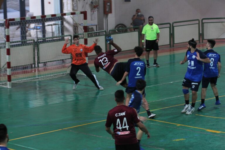Fidelis Andria – Innotech Serra Fasano: cronaca di una brutta vittoria annunciata Fidelis Andria - Innotech Serra Fasano: cronaca di una brutta vittoria annunciata - Osservatorio Fasano