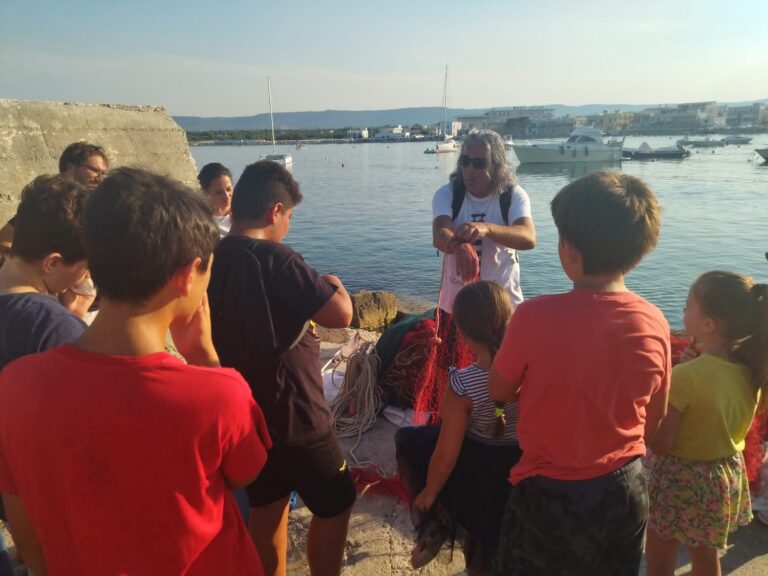 Isola del Riccio: Si chiude l’evento dedicato al Riccio di mare sulla costa di Fasano - Osservatorio Fasano