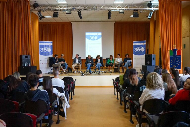 Politiche giovanili, Moda, Arte, Design e Artigianato al centro del sesto Job Day del progetto «Orizzonte 360°» Politiche giovanili, Moda, Arte, Design e Artigianato al centro del sesto Job Day del progetto «Orizzonte 360°» - Osservatorio Fasano