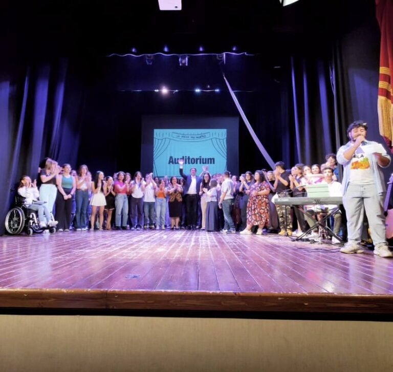 Il teatro coinvolgente secondo i ragazzi del Liceo «da Vinci» - Osservatorio Fasano