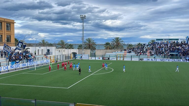 Il Fasano domina ma cade a Manfredonia, vincono i padroni di casa 1-0 Il Fasano domina ma cade a Manfredonia, vincono i padroni di casa 1-0 - Osservatorio Fasano