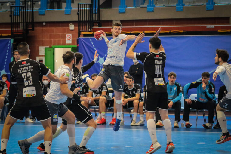 Riprende il campionato con Pressano-Junior Fasano Riprende il campionato con Pressano-Junior Fasano - Osservatorio Fasano
