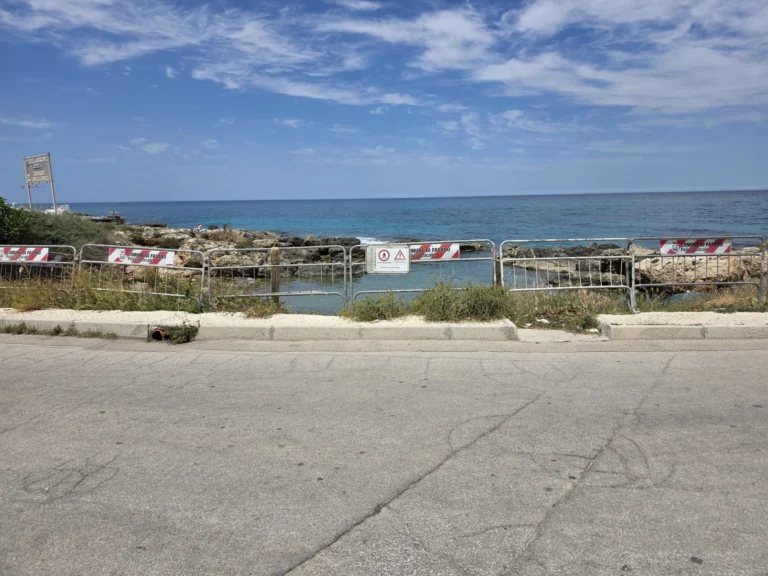 Savelletri: al via lunedì i lavori di messa in sicurezza di via della Scogliera Savelletri: al via lunedì i lavori di messa in sicurezza di via della Scogliera - Osservatorio Fasano