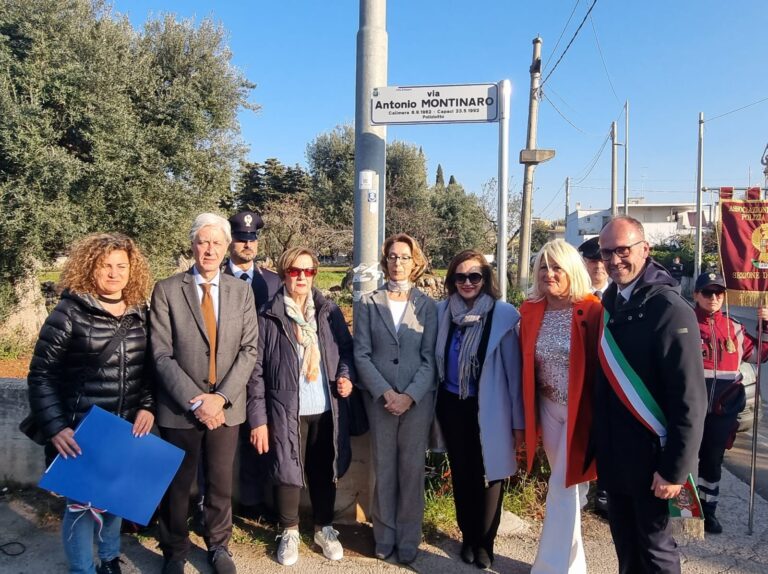 Via Antonio Montinaro e via don Antonio L’Oliva: inaugurate due nuove strade a Pezze di Greco e Fasano Via Antonio Montinaro e via don Antonio L’Oliva: inaugurate due nuove strade a Pezze di Greco e Fasano - Osservatorio Fasano