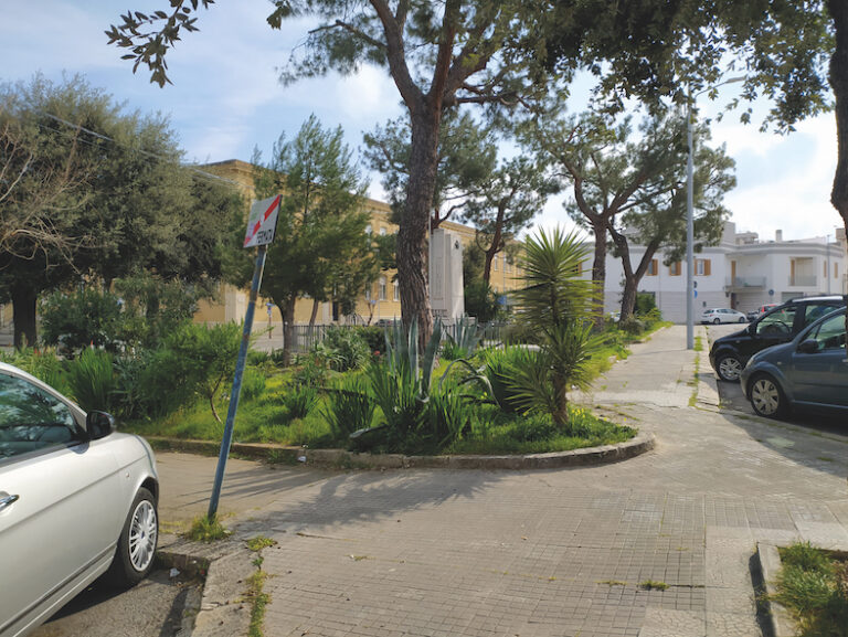 L'ANMI Fasano smentisce l'associazione "U'mbracchie" sul suo coinvolgimento nel progetto dello spostamento del Monumento al Marinaio - Osservatorio Fasano