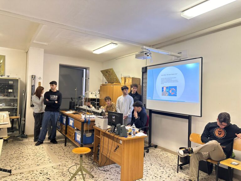 Grande successo per la Notte delle Scienze del liceo “da Vinci” Grande successo per la Notte delle Scienze del liceo “da Vinci” - Osservatorio Fasano