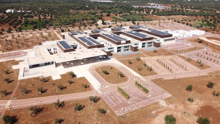 Ospedale Monopoli-Fasano, Scianaro e Scatigna (FdI): «Sette mesi dalla finta inaugurazione, ora Chiarezza» - Osservatorio Fasano