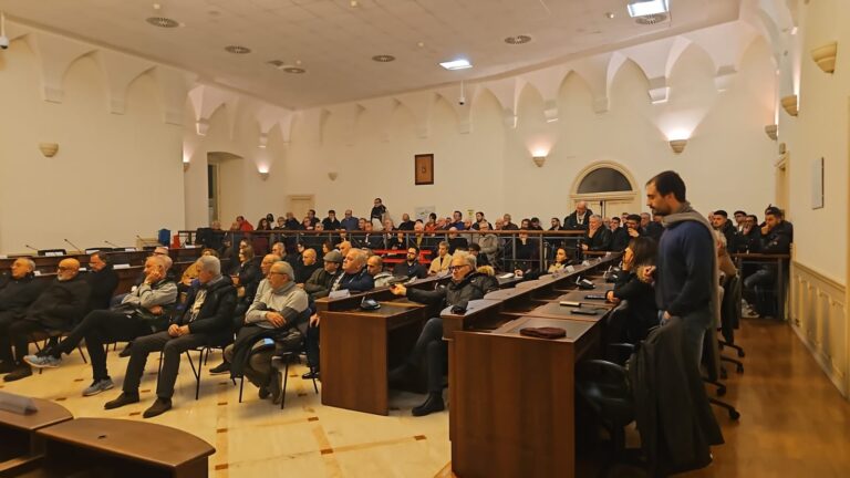 Grande partecipazione all'incontro sul Piano Casa VIDEO - Osservatorio Fasano