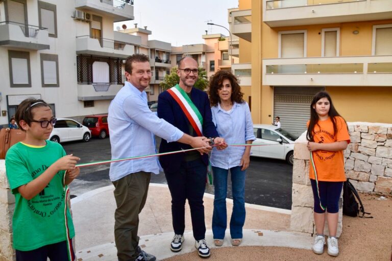 Piazza Salvatore Russi inaugurata dopo la riqualificazione VIDEO - Osservatorio Fasano