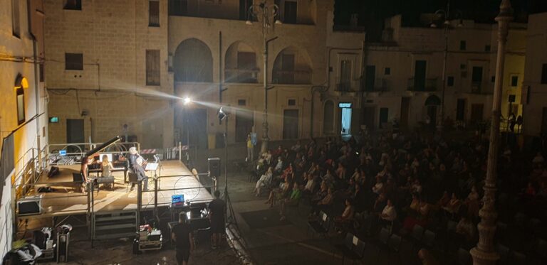 La musica riparte: il concerto di Daniela Mastrandrea rinviato a domenica 9 agosto - Osservatorio Fasano