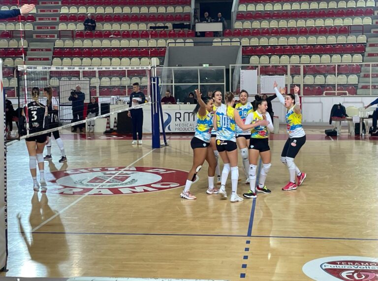 Una Pantaleo Podio Volley Fasano cinica e concentrata fa bottino pieno in quel di Teramo - Osservatorio Fasano