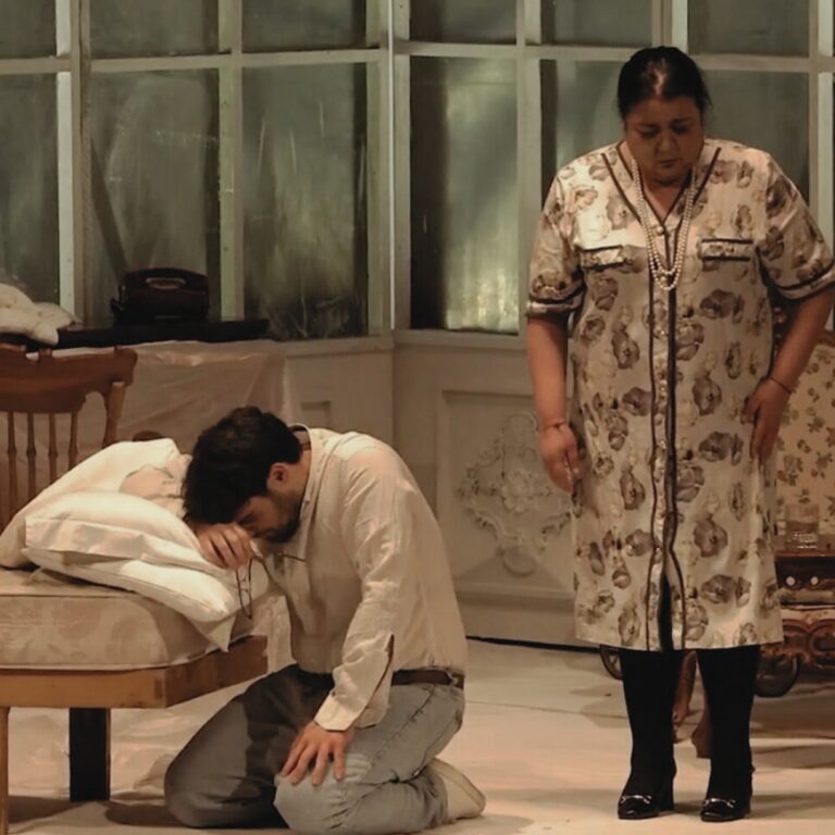 XV Festival “Di scena a Fasano”, il rapporto complicato madre-figlio protagonista dell’opera “Regina madre” XV Festival “Di scena a Fasano”, il rapporto complicato madre-figlio protagonista dell’opera “Regina madre” - Osservatorio Fasano