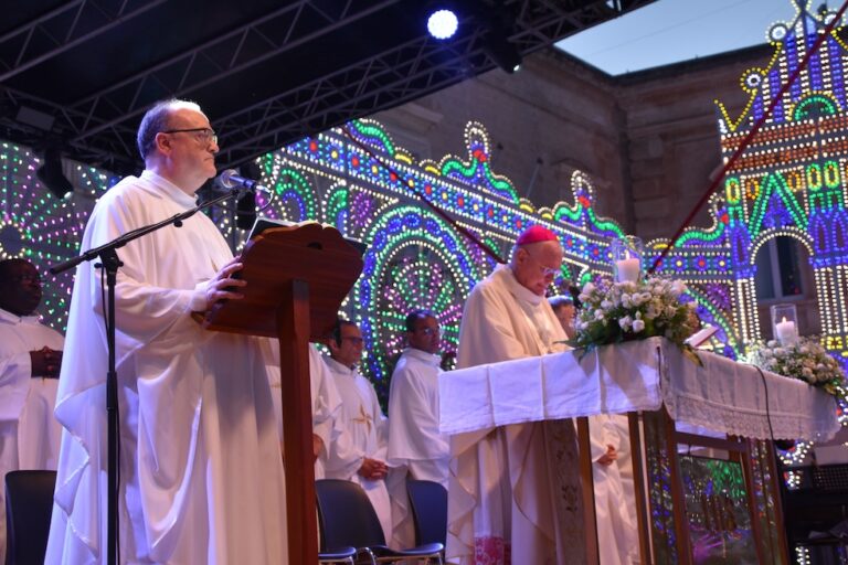 Festa Patronale ’24: ieri la Processione e la Solenne Messa in piazza Ciaia VIDEO - Osservatorio Fasano