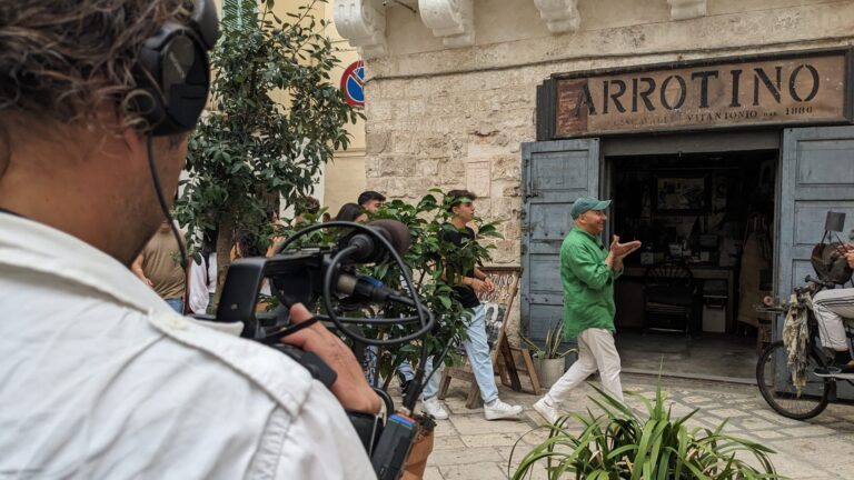I “Maturandi” del Salvemini su Rai1 I "Maturandi" del Salvemini su Rai1 - Osservatorio Fasano