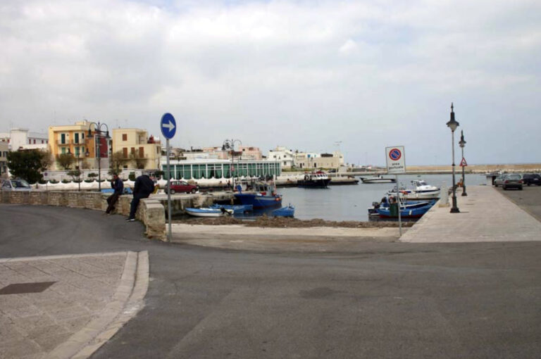 Ma d’inverno nel centro di Savelletri è consentito circolare con le auto? - Osservatorio Fasano